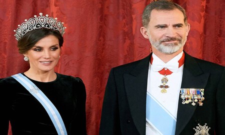 Lo Que Cuesta Espanoles Monarquia Comparacion Monarquias Europeas
