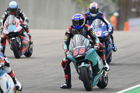 El poder del pasaporte y las televisiones en MotoGP: Jake Dixon aspira a una Yamaha pese a su pobre nivel en Moto2