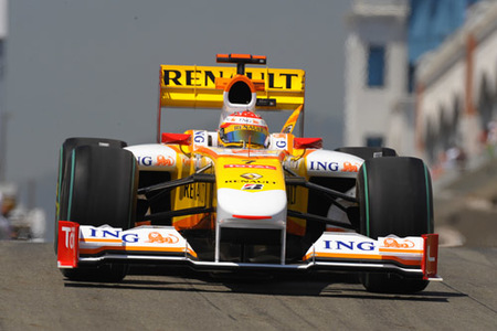 Fernando Alonso, impotente en Estambul