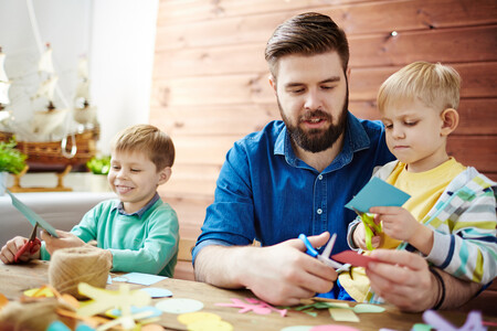 17 manualidades y juegos para enseñar a los niños a reciclar y cuidar el medioambiente