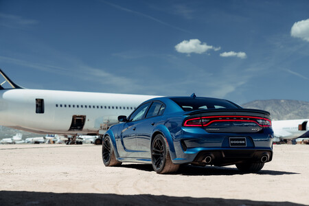 Dodge Charger SRT Hellcat Redeye 9