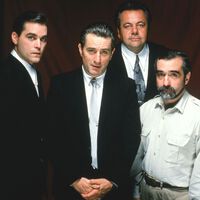 Martin Scorsese estaba rodeado de guardaespaldas para evitar la cólera de los religiosos. Ray Liotta les burló para conocerle y protagonizar una de sus obras maestras