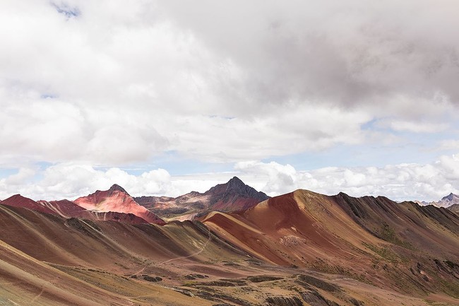 1200px Cusco Rainbow Mountain