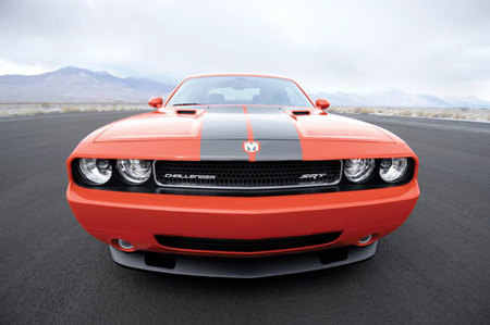 Dodge Challenger SRT-8