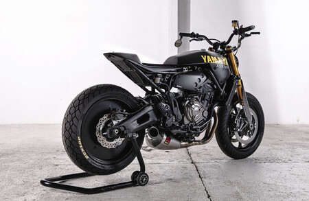 Yamaha Xsr700 Disruptive 1