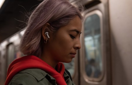 Los nuevos AirPods Pro requieren iOS 13.2 y resto de versiones más actuales para funcionar