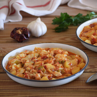 Esta receta típica de Navarra es algo laboriosa, pero cunde a lo bestia y es ideal para tener a mano en la nevera  