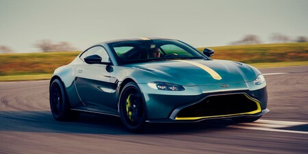 Aston Martin se despide de la transmisión manual, la firma británica dejará de usarla en sus autos