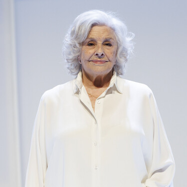 Lola Herrera, 91 años: "Desayuno un kiwi, café con poca leche y una tostada de pan integral de cereales con queso batido y mermelada" 