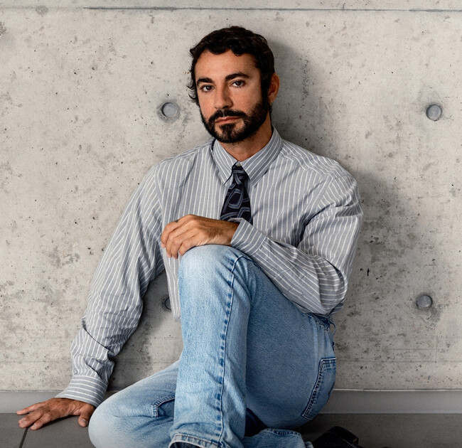 Armani Abre Una Nueva Era Dario Vitale Sera El Primer Director Creativo Externo A La Familia Al Frente De Emporio Armani