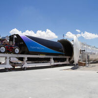 De fantasía a golpe de realidad. El Hyperloop con el que soñaba Elon Musk acaba reconvertido en un aparcamiento