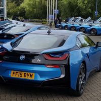 El presidente del Leicester City inglés regala 19 BMW i8 a sus jugadores