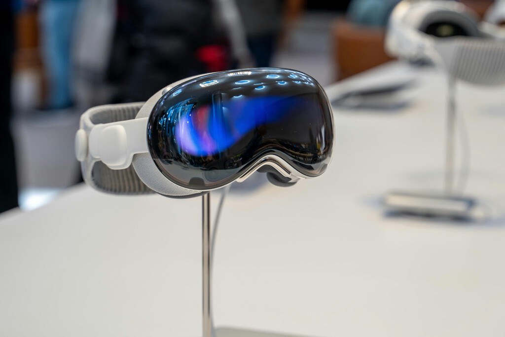 La tragedia de las Vision Pro: Apple ha dejado que un producto maravilloso esté en respiración asistida