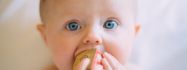 27 curiosos nombres para bebés que contienen todas las vocales y su significado 