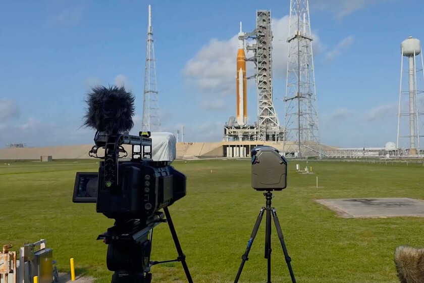 La NASA vuelve a la Luna con la misión Artemis II y Apple ha conseguido colar una cámara de más de 25.000 euros para grabarlo