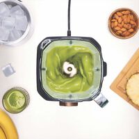 La licuadora más top de Oster bajó tanto de precio en Amazon México que no se puede creer