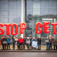 Sánchez cambia de opinión: ahora apoya el CETA 