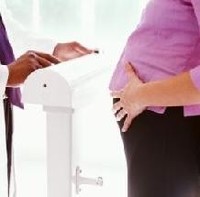 Un municipio asturiano otorga 6.000 euros a las parejas que se instalen allí y tengan un hijo