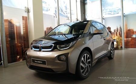 BMW i3 Madrid exterior 03