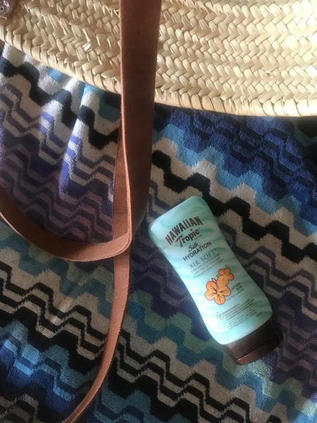 ¿Eres de las que pasa del after-sun? Te damos alguna de las razones que lo convertirá en tu indispensable de verano