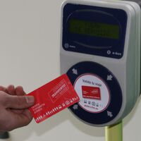 Así será el descuento del abono transporte que se mantiene en 2023: la letra pequeña de esta medida 'anticrisis'