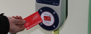 Así será el descuento del abono transporte que se mantiene en 2023: la letra pequeña de esta medida 'anticrisis'