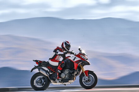 My22 Ducati Multistrada V4 Pikespeak 109 Uc347851 High
