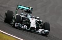 Nico Rosberg sigue en cabeza en Interlagos
