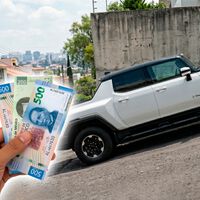 Algunos autos eléctricos en México son tan pesados que podrían multarlos si no cumplen una norma especial al estacionarlos