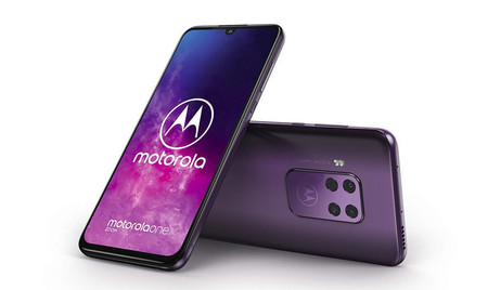 Motorola One Zoom: la familia One apuesta por la fotografía con una cámara trasera de cuatro lentes