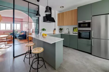 ¿Cuánto cuesta de media la reforma de una cocina? En Houzz nos lo cuentan y nos dan cuatro ejemplos de reformas de cocina que se ajustan a este presupuesto