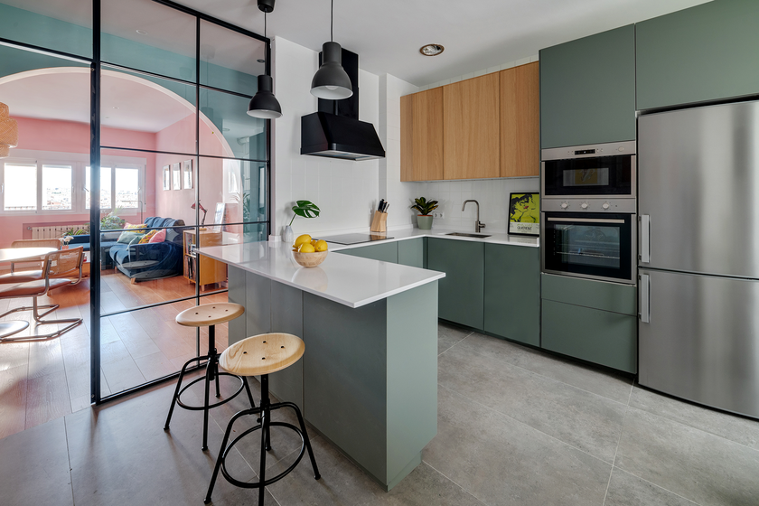 How Much Does A Kitchen Renovation Cost On Average At Houzz They Tell Us About It And Give Four Examples Of Renovations That Fit This Budget Bullfrag How Much Does A Kitchen Renovation Cost, How Much Does A Budget Kitchen Cost