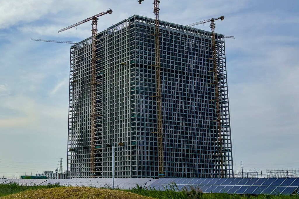 China no quiere desperdiciar energía. Así que han construido una enorme batería para cargar cientos de coches eléctricos a la vez 