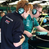 Aston Martin F1 ha descubierto el problema de Honda: pusieron a casi toda su gente con experiencia en motores a hacer paneles solares