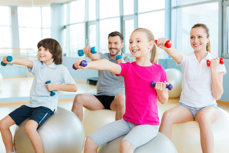 Los nueve mejores deportes para practicar en familia
