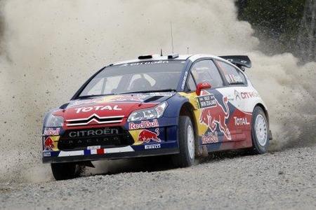 Sébastien Ogier sigue líder mientras que Loeb ya es segundo
