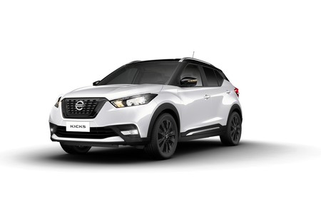 Nissan Kicks Dark Light 2