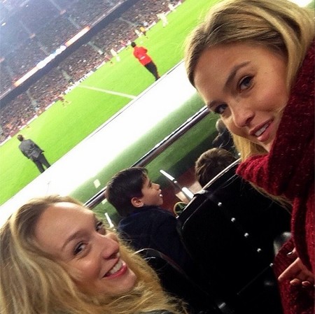 Todas alerta, que Bar Refaeli ha vuelto al Camp Nou