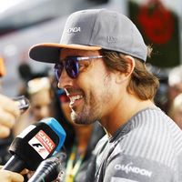 Williams mueve ficha y ofrece un asiento a Fernando Alonso 