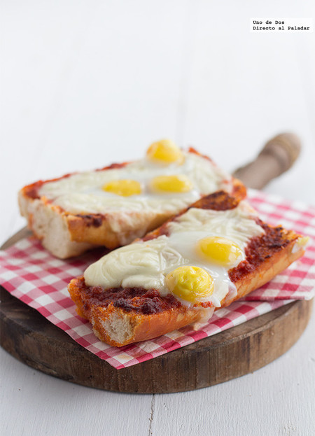 Panini de sobrasada, queso y huevos de codorniz. Receta