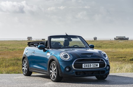 MINI Cooper S Convertible Sidewalk: Características, precio e información en México