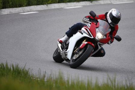 Test_HondaCBR600F2011_Miki2