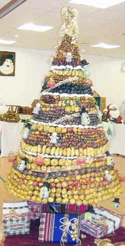 Árbol de Navidad hecho con patatas
