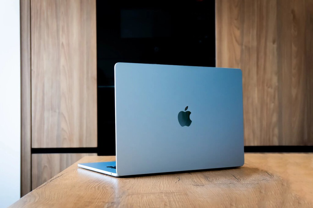 Apple se ha topado con un muro de billetes en la fabricación de sus pantallas OLED. El MacBook Air va a ser el gran perjudicado 