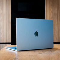 La tecnología más espectacular del iPad Pro se resiste a dar el salto al MacBook Air. Apple se ha topado con un muro de billetes para fabricarla