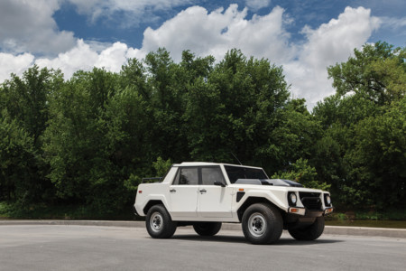 Lamborghini Lm002 15