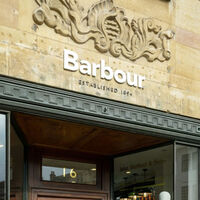 Increíble pero cierto: esta chaqueta Barbour antes costaba casi 300 euros y ahora por menos de 85 nos protege del frío 