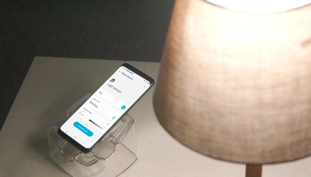 Samsung resucita los viejos Galaxy convirtiéndolos en detectores de luz y de sonido