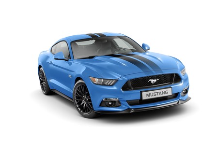 Ford Mustang Black Blue Edition 2017 000