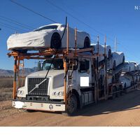 Sale de la cárcel y para regresar a su casa decide robar un tráiler... cargado con diez Corvettes valuados en 21 millones de pesos